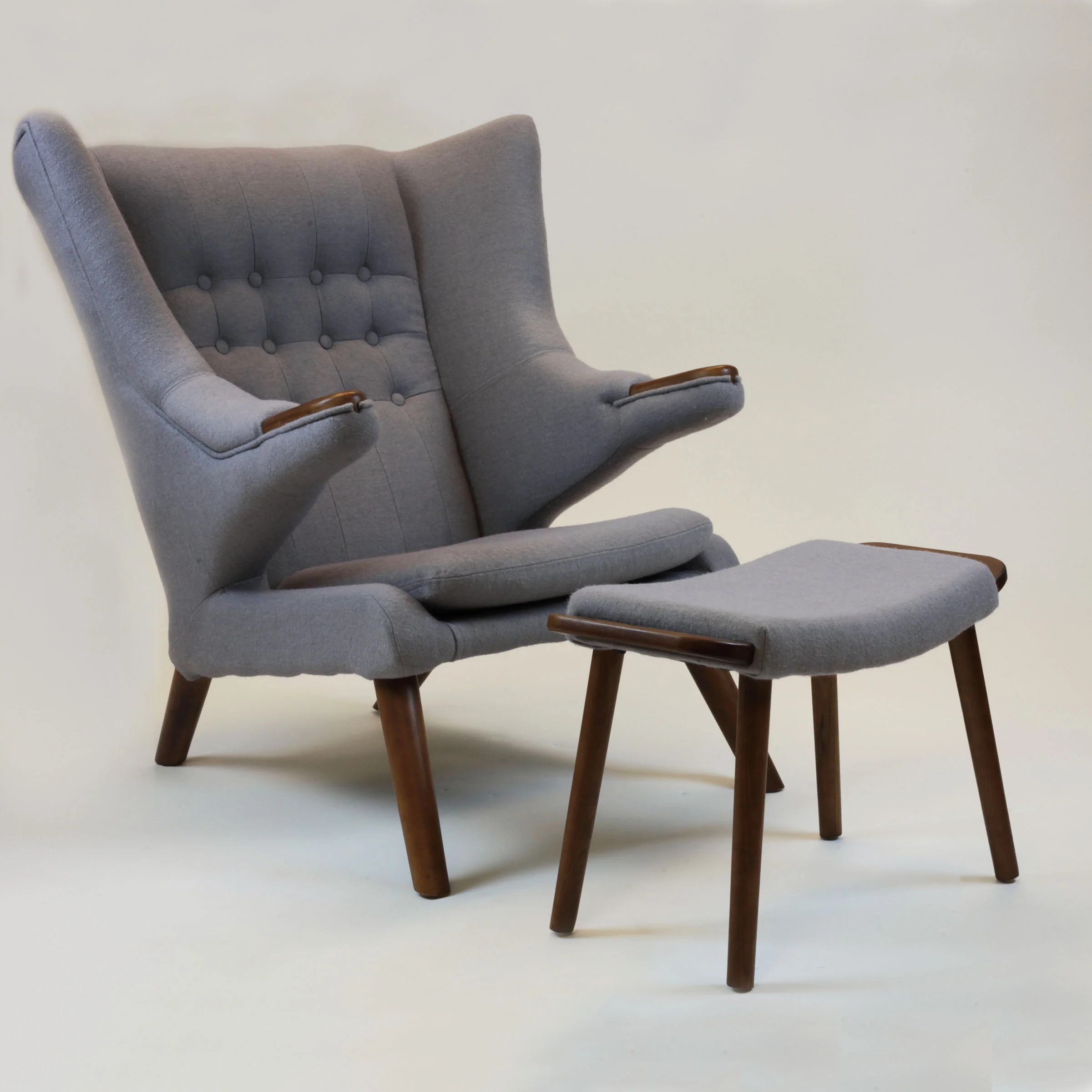 Papa Bear Lounge Chair w/ Ottoman — Krafteriors